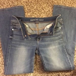 BRAND NEW WITHOUT TAGS AMERICAN EAGLE FLARE JEANS
